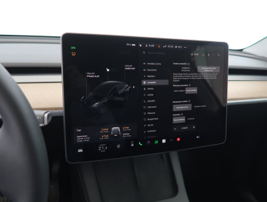 Tesla Model Y - 2023