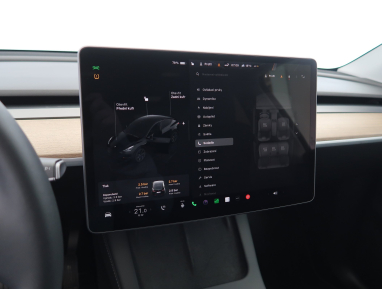 Tesla Model Y - 2023