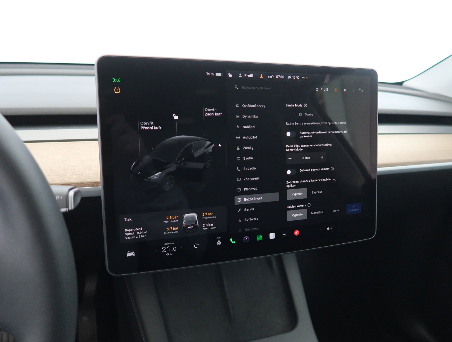 Tesla Model Y - 2023