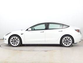 Tesla Model 3 - 2021