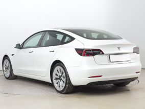 Tesla Model 3 - 2021