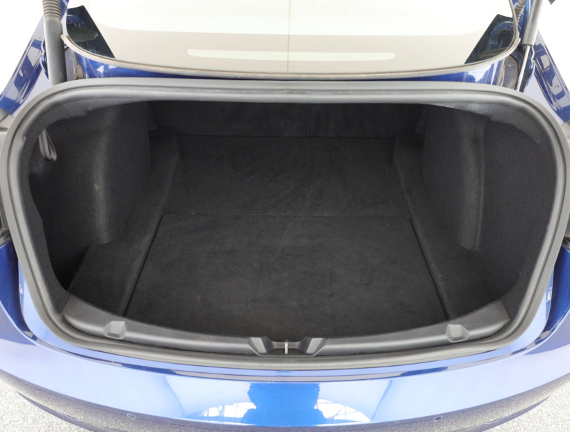Tesla Model 3, 2020