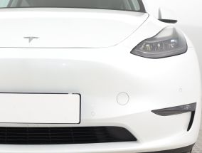 Tesla Model Y - 2021