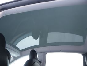 Tesla Model Y - 2021