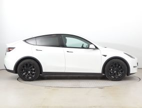 Tesla Model Y - 2021