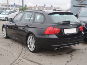 BMW 3 - 2011