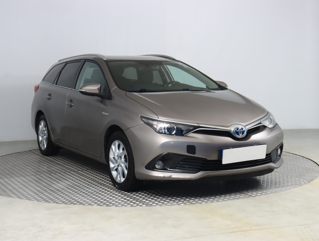 Toyota Auris 2016