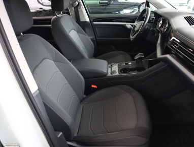 Volkswagen Touareg - 2022