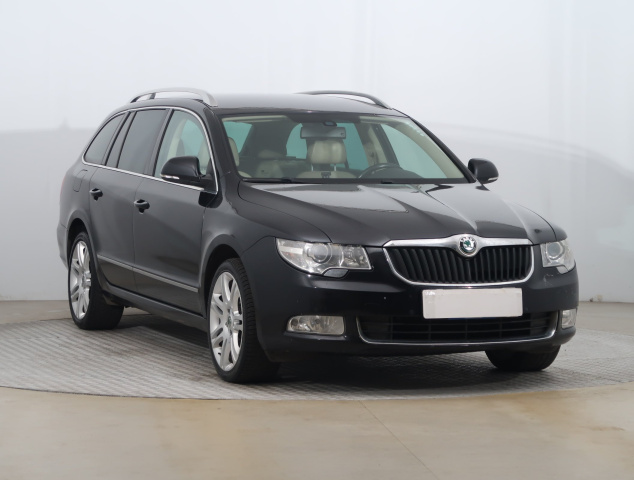Škoda Superb 2010