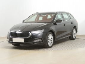 Škoda Octavia - 2023