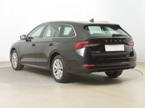 Škoda Octavia - 2023