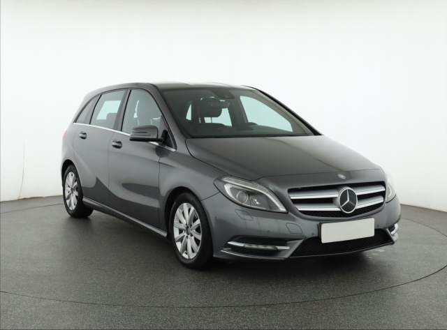 Mercedes-Benz B 2012