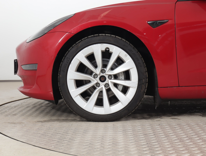 Tesla Model 3, 2021