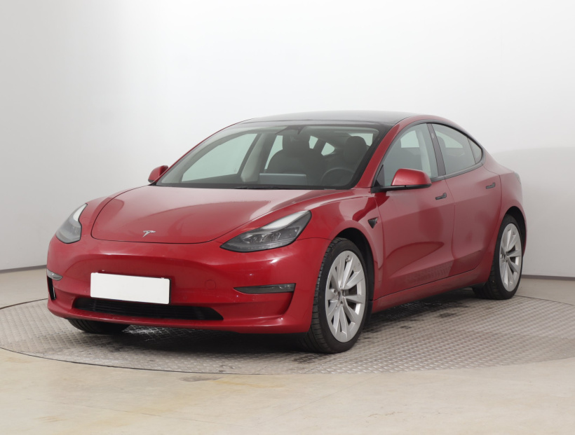 Tesla Model 3, 2021
