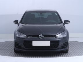 Volkswagen Golf - 2016