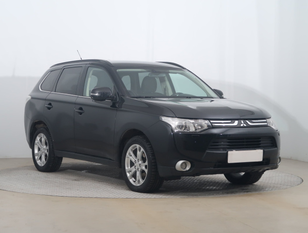 Mitsubishi Outlander 2013