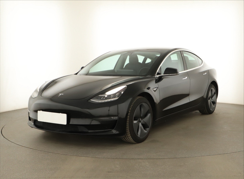 Tesla Model 3, 2019