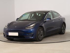 Tesla Model 3 - 2020