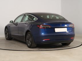 Tesla Model 3 - 2020