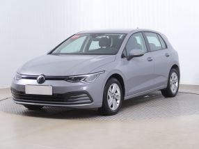 Volkswagen Golf - 2021
