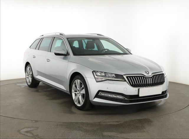 Škoda Superb 2021