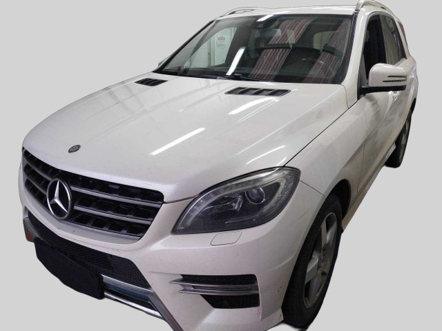 Mercedes-Benz ML 2013