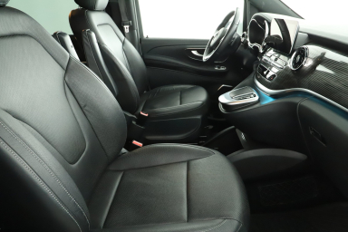 Mercedes - Benz V - 2021