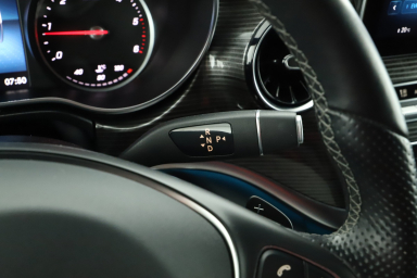 Mercedes - Benz V - 2021