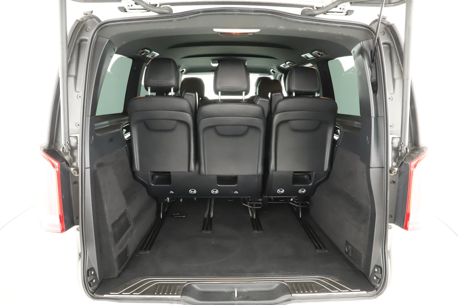 Mercedes - Benz V - 2021