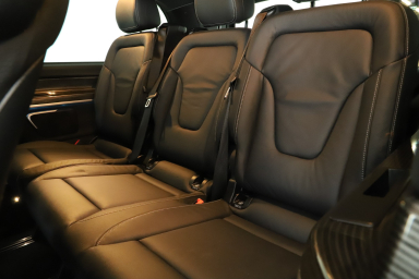 Mercedes - Benz V - 2021