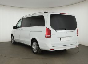 Mercedes-Benz V - 2021