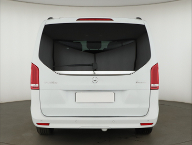 Mercedes - Benz V - 2021