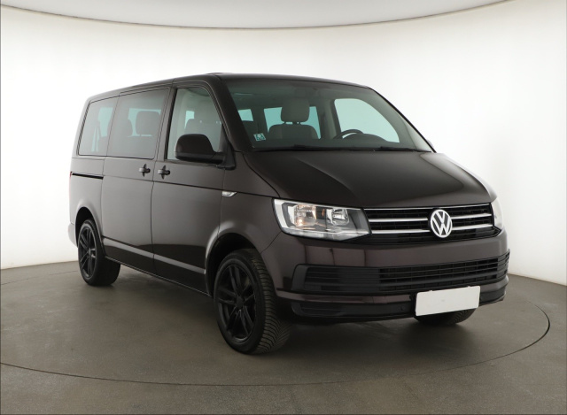 Volkswagen Caravelle 2016