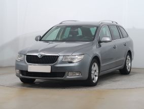 Skoda Superb - 2011