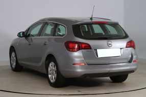 Opel Astra - 2015