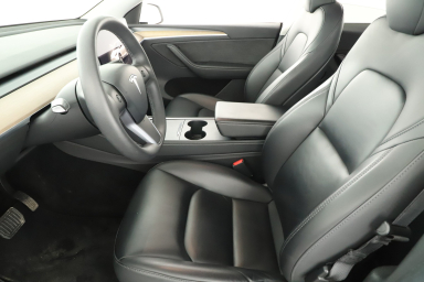 Tesla Model Y - 2022