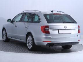 Skoda Superb - 2013