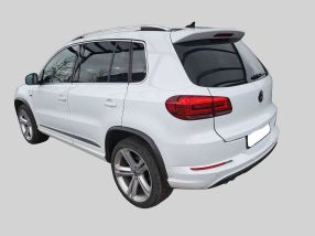 Volkswagen Tiguan - 2015