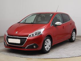 Peugeot 208 - 2015
