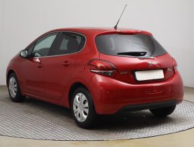 Peugeot 208 - 2015