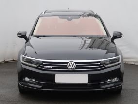 Volkswagen Passat - 2015