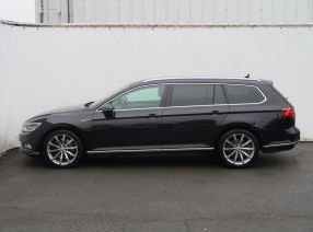 Volkswagen Passat - 2015