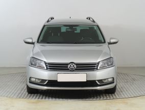 Volkswagen Passat - 2012