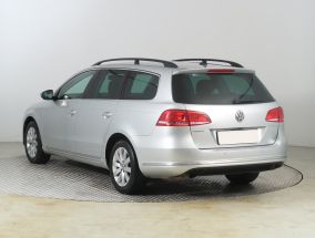 Volkswagen Passat - 2012