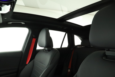 Mercedes-Benz GLC - 2024