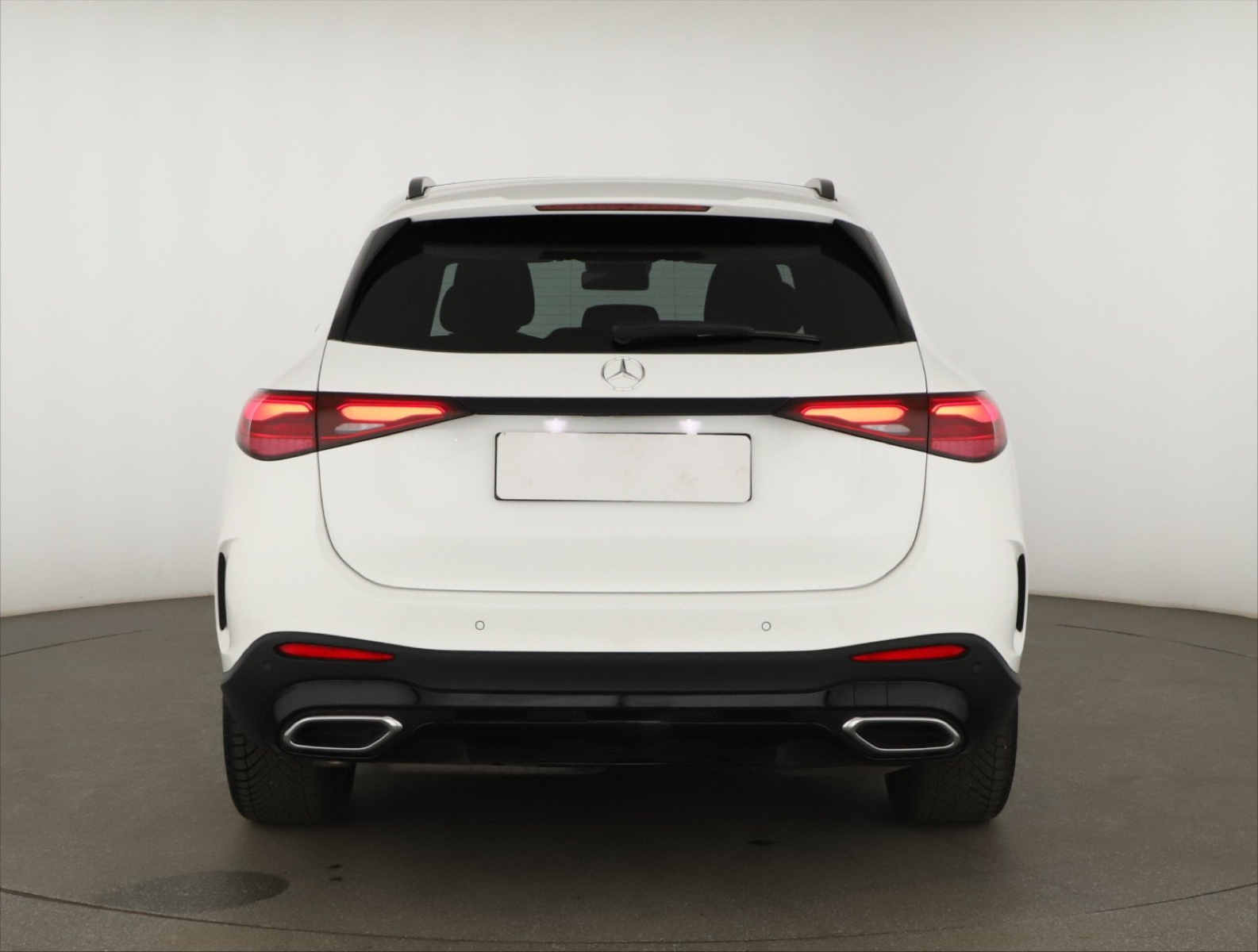 Mercedes-Benz GLC - 2024