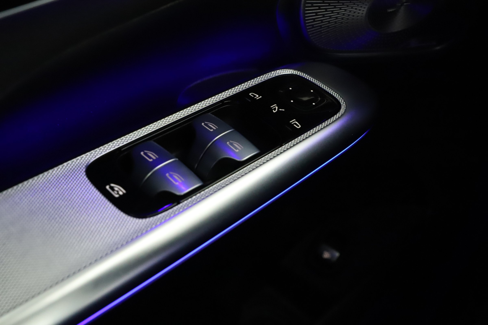 Mercedes-Benz GLC - 2024