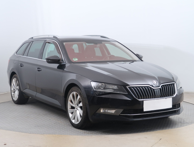 Škoda Superb 2016