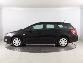 Opel Astra - 2011