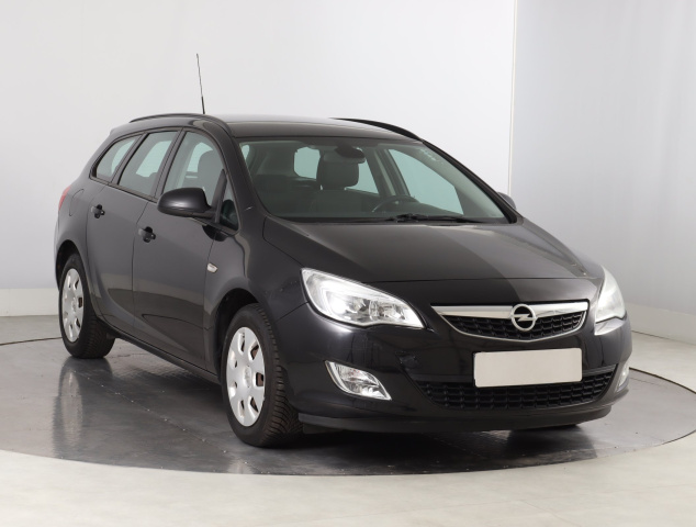 Opel Astra 2011